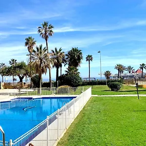Precioso Estudio Frente Al Mar Con Piscina Benalmádena